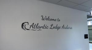 Foto sihtkohas Ardara asuva majutusasutuse Atlantic Lodge, Main Street Ardara galeriist