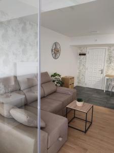Posezení v ubytování Apartamento pequeño, coqueto y céntrico.