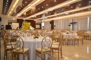 Restoran atau tempat makan lain di Carlosta Hotel