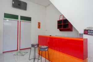 Gallery image of RedDoorz Syariah near Exit Toll Ngemplak Solo in Sawahan