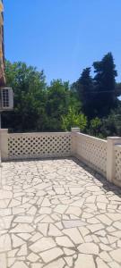 Fotografia z galérie ubytovania Villa Kadinela, 200m from Kamenjak, huge quiet garden with barbecue, 2 new kitchens v destinácii Premantura