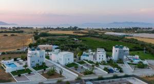 Fotografia z galérie ubytovania Xenos Villa 4 - Luxury Villa With Private Swimming Pool Near The Sea v destinácii Tigaki