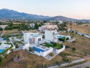 Fotografia z galérie ubytovania Xenos Villa 4 - Luxury Villa With Private Swimming Pool Near The Sea v destinácii Tigaki