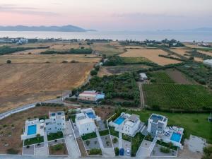 Fotografia z galérie ubytovania Xenos Villa 4 - Luxury Villa With Private Swimming Pool Near The Sea v destinácii Tigaki