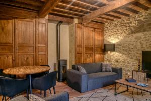 Posedenie v ubytovaní La Bastide 1767 Villa de charme avec piscine 15x5, climatisation, 4 chambres, cuisine extérieur