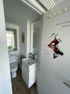 Kúpeľňa v ubytovaní Atico duplex con Terraza en pleno centro de Jerez