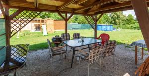 Giardino di Apartmány Domek u lesa
