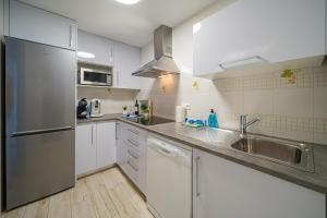 Kuchyň nebo kuchyňský kout v ubytování Apartment 3d Albir