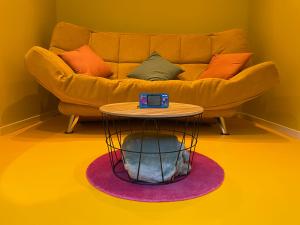 Posedenie v ubytovaní Funky House SPA - Jacuzzi - Salle de cinéma & Netflix - Billard - Nintendo switch & jeux