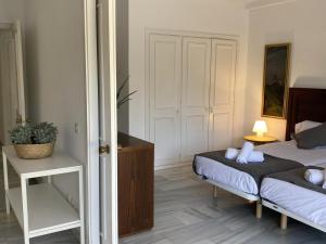Posteľ alebo postele v izbe v ubytovaní Luminoso apartamento en segunda línea playa 436