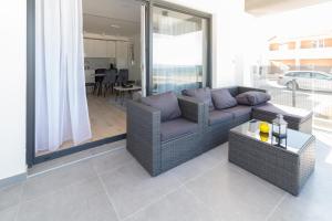 Posezení v ubytování Luxury beachfront Villa Crystal Aenona - by TA Leut Agency