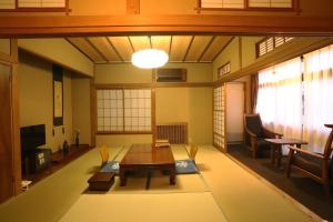 野沢温泉　奈良屋旅館休息區