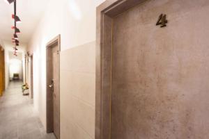 Kép Premium Rooms by Hi5 - Style at the Comedy Theater szállásáról Budapesten a galériában