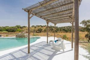 Bazén v ubytovaní Casa Rural El Ventorrillo alebo v jeho blízkosti