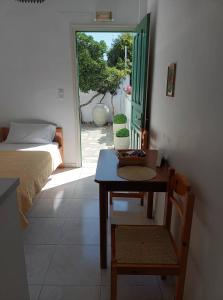 Gallery image of Dioni Lux inn 2 in Pachaina