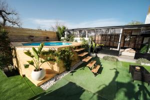The swimming pool at or close to Essential suite