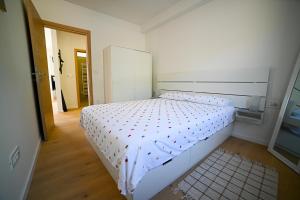 Postel nebo postele na pokoji v ubytování Apartment Bine