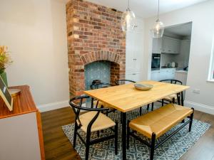 Galería fotográfica de Pass the Keys Beautiful 3Bed Home with parking in Cathedral Quarter en Lincoln