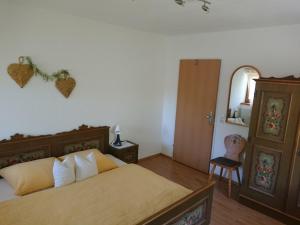Posteľ alebo postele v izbe v ubytovaní Rauthhof Pitztal