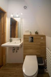 ห้องน้ำของ Maya's Flats & Resorts 47 - Dluga 18/19