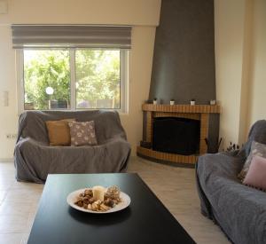 Gallery image of Relaxing family house with garden in Avra, Rafina in Rafina