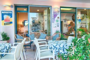 Posezení v ubytování Albergo Villa Lucia