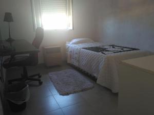 Ένα ή περισσότερα κρεβάτια σε δωμάτιο στο sunny room