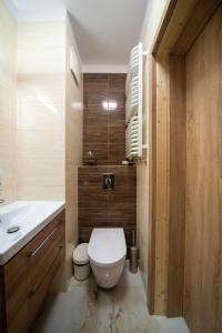 Kúpeľňa v ubytovaní Maya's Flats & Resorts 17 - NADMOTLAWIE