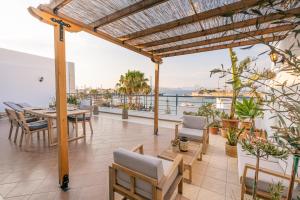 Gallery image of Attico Blu - Sea View Penthouse in Kos Town +22 photos