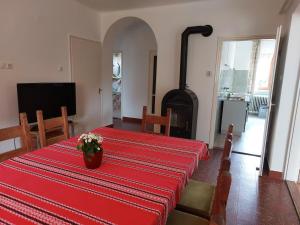 TV a/nebo společenská místnost v ubytování Barbara Apartmanház