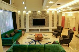 Χώρος καθιστικού στο Villa Emre 13