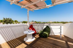 Uma varanda ou terraço em Don Leonardo - pool and wellness