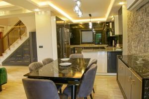 Gambar di galeri bagi Villa Emre 13 di Sapanca +31 gambar