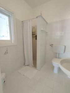 A bathroom at Appartamenti Cavataio 1