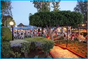 Zahrada ubytování Poseidonia Beach Hotel