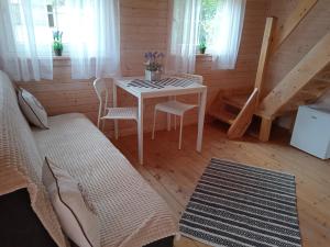 Posedenie v ubytovaní Domek Letniskowy "Domek Lawendowy"