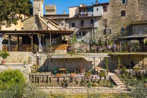Vonkajšia záhrada v ubytovaní Chianti Craft House Badia a Passignano