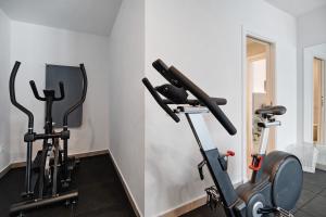 Posilňovňa alebo fitness centrum v ubytovaní Lola Sea Villa
