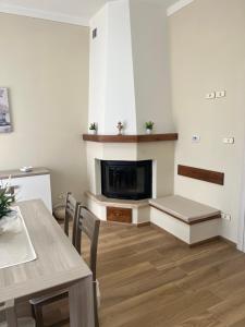 A seating area at Casa vacanze l’orchidea