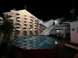 Basen w obiekcie Casa Villanueva de Córdoba lub w pobliżu