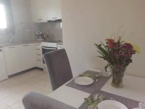 A kitchen or kitchenette at Dream House Ioannina