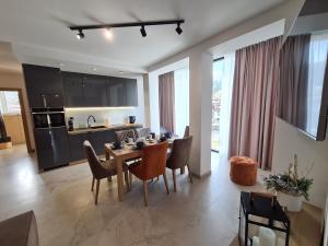 Kuchyňa alebo kuchynka v ubytovaní Apartament Royal Szczyrk