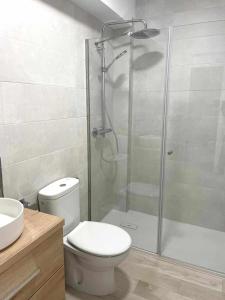 A bathroom at Piso Azonaicas Centro Tendillas