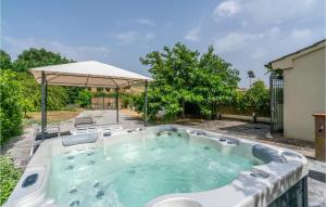 The swimming pool at or close to Cozy Home In Barberino Del Mugello