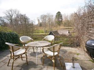 Zahrada ubytování 2 person holiday home in Aakirkeby-By Traum