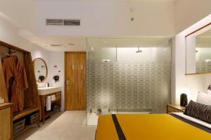 Kosenda Hotel tesisinde bir banyo