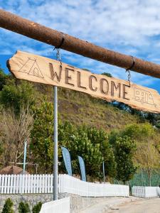 a wooden sign that saysza welcome at Stellar GoldenHill Cameron in Tanah Rata