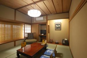 野沢温泉　奈良屋旅館休息區