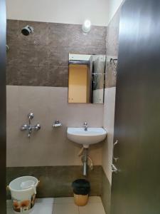 Bagno di The AVR Hotels & Banquets