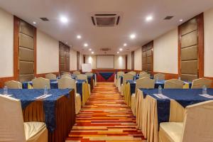 Posezení v ubytování Golden Tulip New Delhi - Hari Nagar